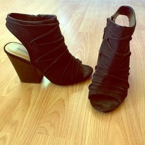 Black heels